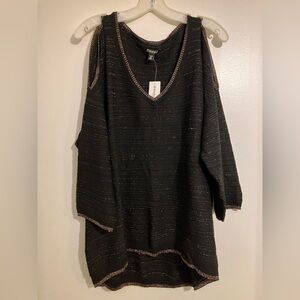 Roz & Ali Black and Gold Knit Top